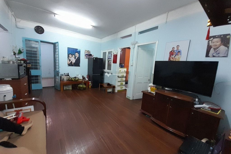 Trong căn hộ 2 PN, bán căn hộ tọa lạc tại Phường 10, Hồ Chí Minh, nhìn chung có tổng 2 phòng ngủ, 1 WC phong thủy tốt-01