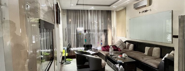 Nhà gồm 4 phòng ngủ bán nhà ở có diện tích gồm 163m2 bán ngay với giá tốt chỉ 33 tỷ vị trí mặt tiền ngay trên Trần Quang Khải, Hồ Chí Minh-03