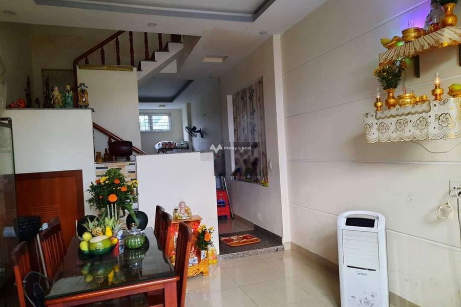 Bán nhà gần Quận 12, Hồ Chí Minh bán ngay với giá rẻ bất ngờ chỉ 5 tỷ diện tích 76m2 tổng quan ở trong nhà gồm 4 phòng ngủ-01