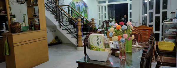 Diện tích 138m2 bán nhà ở vị trí đẹp nằm ở Bùi Văn Ngữ, Hiệp Thành trong nhà này gồm có 4 PN 4 WC cảm ơn đã xem tin.-02