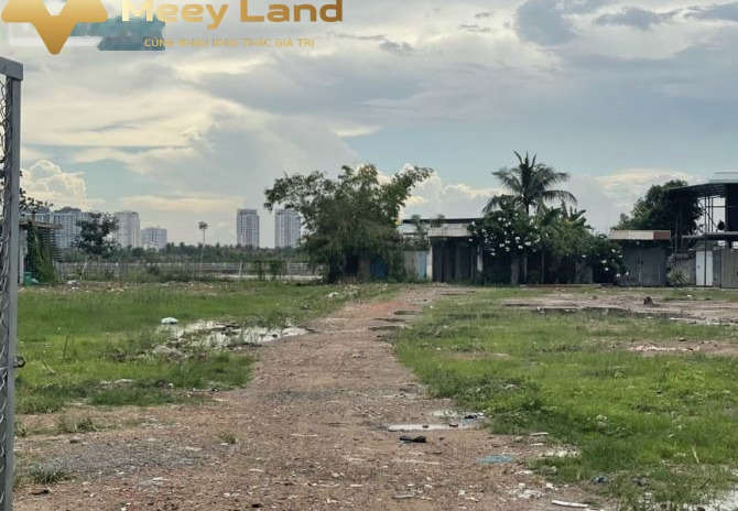 Gấp cho thuê đất 10000 m2 thuê ngay với giá siêu ưu đãi từ 190 triệu/tháng tọa lạc trên Quận 2, Hồ Chí Minh, chiều ngang đường ngang 20 m thuận tiện đ...