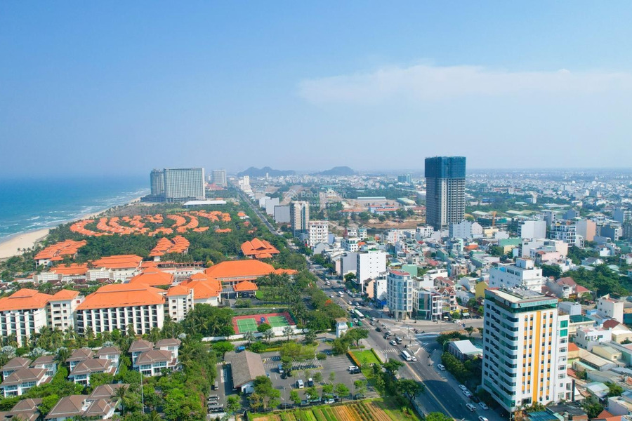 Tổng quan trong căn hộ có 2 PN, bán chung cư vị trí thuận lợi ở Phạm Kiệt, Đà Nẵng, căn hộ này bao gồm 2 PN, 2 WC ban công view đẹp-01