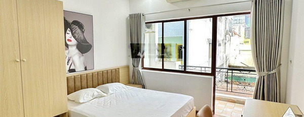 Cho thuê phòng trọ vị trí đẹp ngay Cách Mạng Tháng Tám, Bến Thành, nhà bao gồm có 1 phòng ngủ, 1 WC giá siêu rẻ-02