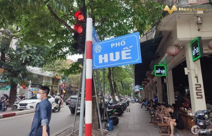 Bán nhà mặt phố Huế, Hoàn Kiếm, Hà Nội. Diện tích 160m2, giá 82 tỷ