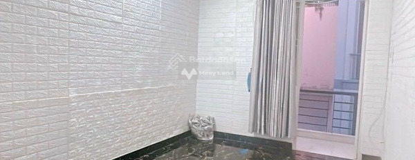 DT 30.5m2 bán nhà ở vị trí mặt tiền tọa lạc ngay ở Vĩnh Hội, Phường 4 hướng Đông - Nam nhà bao gồm có 4 PN 2 WC chính chủ đăng tin-03