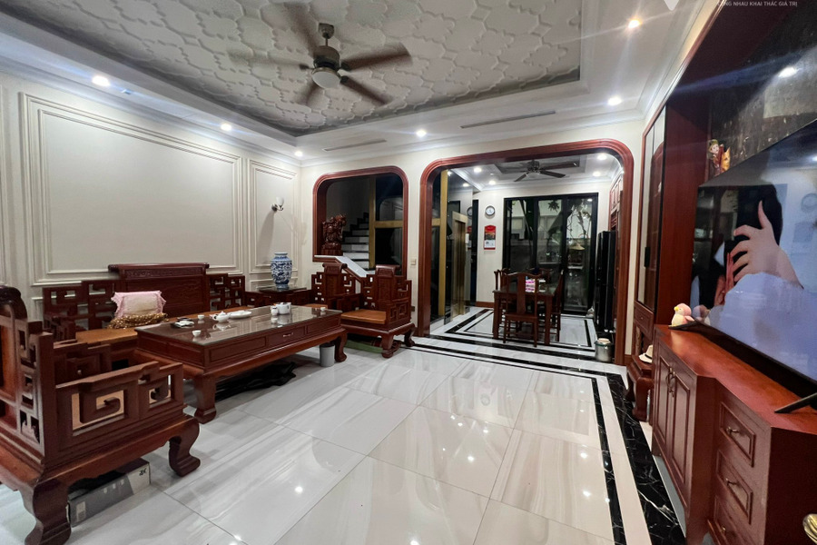 Cho thuê biệt thự Vinhomes Harmony Phong Lan 96m2 có thang máy-01
