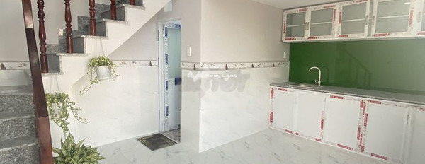 Diện tích 50m2 bán nhà ở mặt tiền tọa lạc trên Xuân Thới Sơn, Hóc Môn tổng quan căn này có 1 PN 1 WC còn chần chờ gì nữa. hãy nhấc máy gọi ngay-03