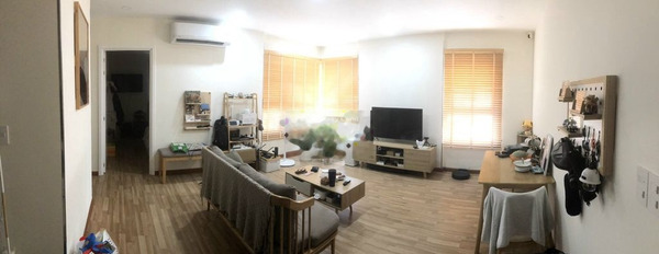 Tổng quan căn này bao gồm 3 phòng ngủ, cho thuê căn hộ ngay tại Võ Văn Kiệt, Quận 8, 2 WC ở lâu dài-03