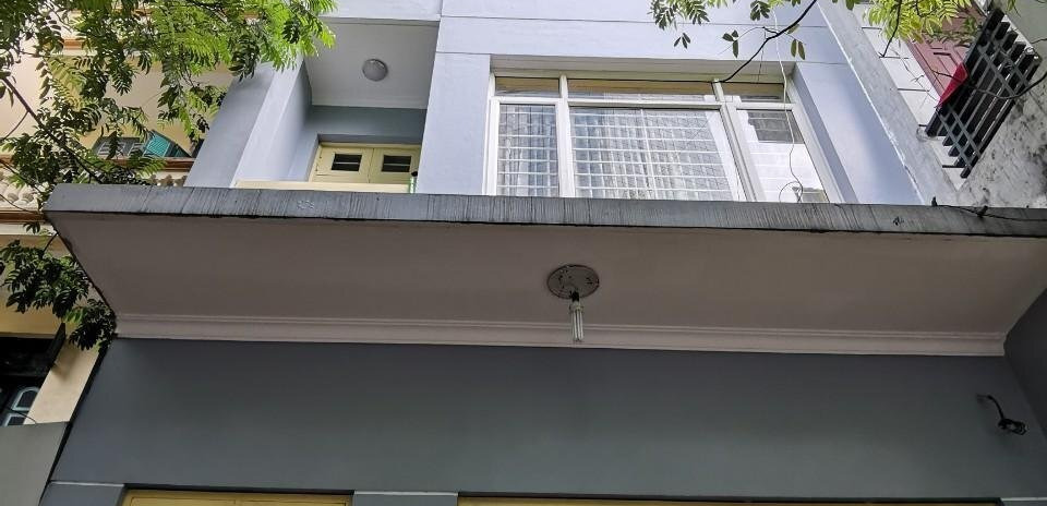 Cần cho thuê nhà riêng phố Quan Nhân Thanh Xuân, 60m2, 4 tầng, ô tô đỗ cửa