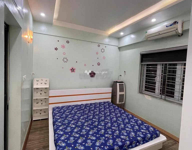 Tổng quan trong ngôi căn hộ gồm 3 PN, bán chung cư hướng Đông tọa lạc ngay Thịnh Liệt, Hoàng Mai, trong căn hộ này 3 phòng ngủ, 2 WC giá tốt-01