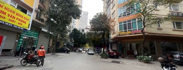 Bán nhà có diện tích rộng 45m2 tại Dương Khuê, Hà Nội giá bán cực rẻ chỉ 11.9 tỷ trong nhà tổng quan bao gồm 5 PN, 5 WC-02