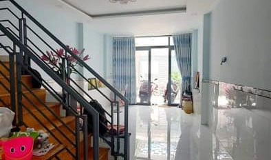 Bán nhà riêng quận Tân Bình, sát mặt tiền Cộng Hòa, giá 5.5 tỷ-02