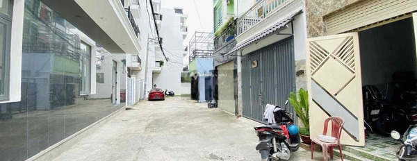 Diện tích 73m2 bán nhà ở vị trí thuận lợi tọa lạc ngay Quận 12, Hồ Chí Minh trong nhà có tổng cộng 3 phòng ngủ 4 WC vào ở ngay-03