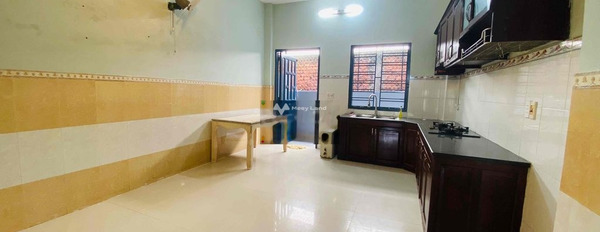 Diện tích nền 80m2, cho thuê nhà ở tọa lạc ngay ở Bình Hưng, Hồ Chí Minh, căn nhà bao gồm 4 phòng ngủ vị trí trung tâm-03