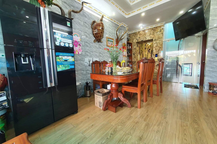 Nhà 4 PN bán nhà ở có diện tích rộng 57m2 bán ngay với giá thực tế chỉ 11.5 tỷ vị trí đẹp tại Vũ Trọng Khánh, Hà Nội-01