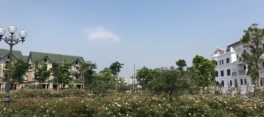 Bán biệt thự tại The Lotus Center - Vimefulland Tây Hồ, Hà Nội. Diện tích 140m2, giá 32 tỷ