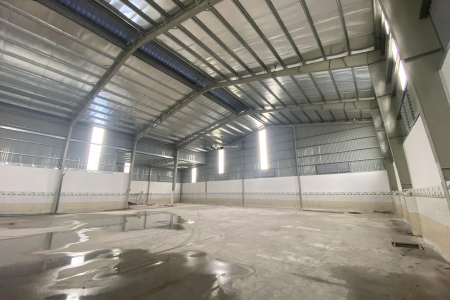 Ngân hàng đòi nợ bán kho bãi có một diện tích 1200m2 mặt tiền nằm ngay ở Đức Hòa Thượng, Long An giá bán cực rẻ từ 12 tỷ lh ngay!-01