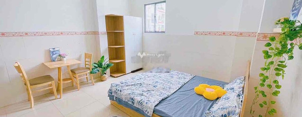 Cho thuê chung cư vị trí nằm ở Đình Nghi Xuân, Bình Tân, trong căn hộ gồm có 1 phòng ngủ, 1 WC ở lâu dài-02