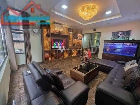 Ngôi nhà này gồm 4 PN bán nhà bán ngay với giá cơ bản 9.1 tỷ có diện tích rộng 65m2 mặt tiền tọa lạc ngay trên Nguyễn Thái Học, Hà Đông-01