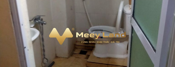 Cho thuê phòng trọ có một dt sàn 17m2 vị trí thuận lợi gần Đường Nguyễn Khang, Quận Cầu Giấy vào ở luôn giá cực mềm chỉ 2.5 triệu/tháng-02