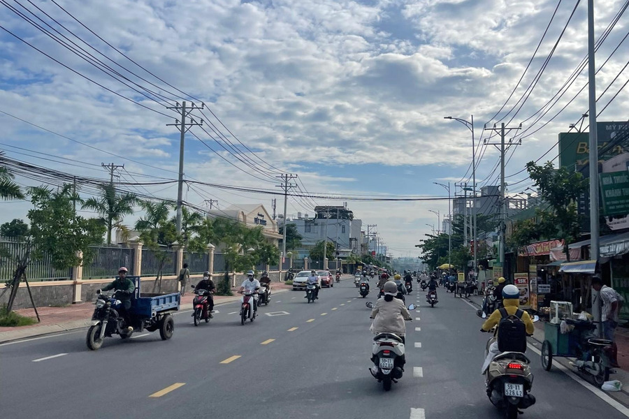 Lô đất mặt tiền Linh Đông 248m2 ngang 7m tiện xây văn phòng, CHDV, KS,... Ngay vành đai 2 -01