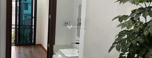 Diện tích chuẩn 41m2 bán nhà vị trí đặt tại trung tâm Thanh Trì, Hà Nội tổng quan trong ngôi nhà 3 phòng ngủ 3 WC tin chính chủ-02