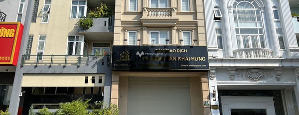 Cho thuê nhà, thuê ngay với giá khoảng từ 80 triệu/tháng có diện tích tổng 112m2 mặt tiền nằm ngay trên Hà Huy Tập, Hồ Chí Minh-03