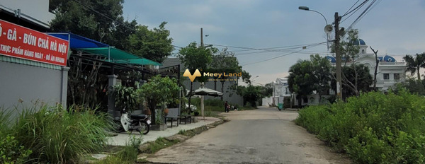 Bán đất ngay Xã Phú Xuân, Hồ Chí Minh, hướng Tây Nam, 130m2-03