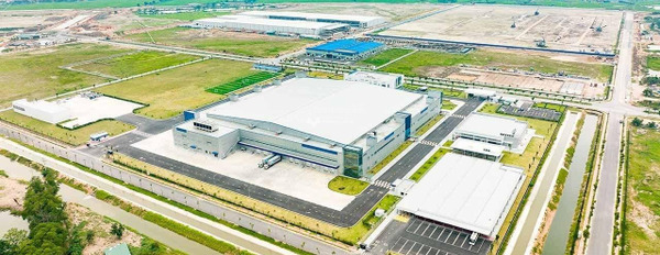 Siêu gấp bán kho bãi có một diện tích 10000m2 vị trí mặt tiền nằm trên Đông Tiến, Yên Phong bán ngay với giá hấp dẫn từ 35.9 tỷ giá có thể fix-02