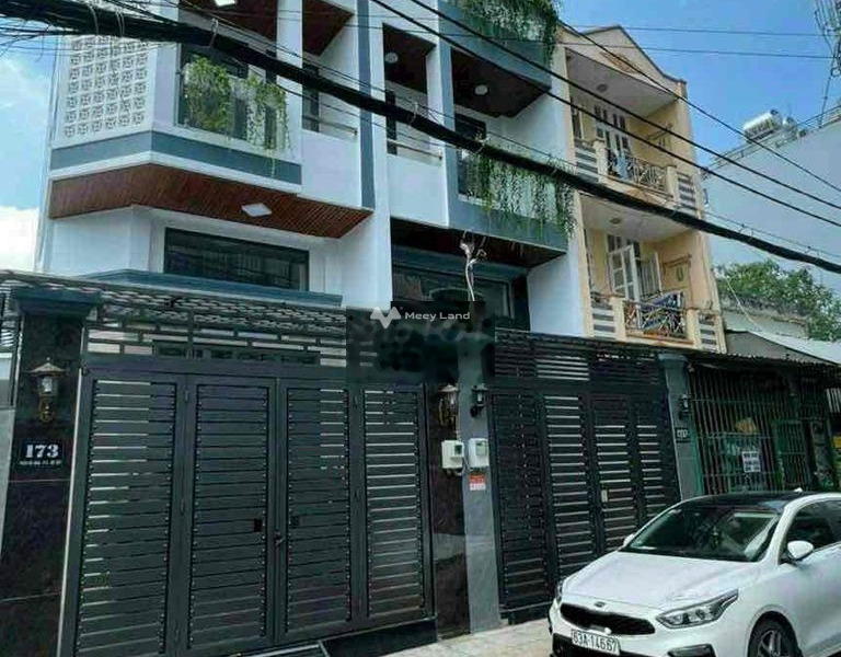 Mặt tiền tọa lạc ngay trên Minh Phụng, Hồ Chí Minh bán nhà bán ngay với giá mềm từ 8.55 tỷ tổng quan trong căn nhà có 4 PN 4 WC-01