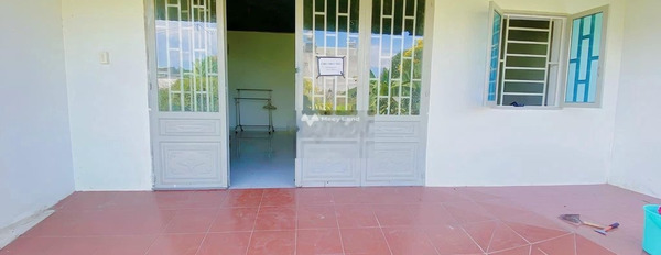 Cho thuê nhà vị trí thuận lợi tại Nguyễn Thái Bình, Bình Dương, thuê ngay với giá cơ bản từ 4 triệu/tháng diện tích tiêu chuẩn 80m2, nhà này có 2 PN-03