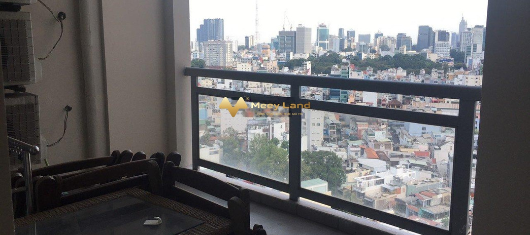 Giá bán thương mại chỉ 7.5 tỷ, bán chung cư dt rộng 130m2 vị trí đặt ngay trung tâm Quận 1, Hồ Chí Minh, trong căn hộ tổng quan gồm có 3 phòng ngủ 3 W...