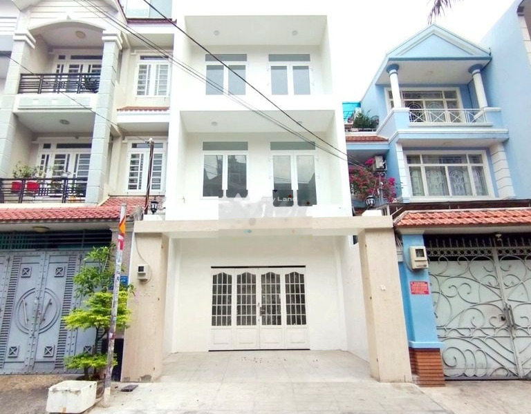 Diện tích chuẩn là 77m2, cho thuê nhà ở mặt tiền tọa lạc ở Phổ Quang, Hồ Chí Minh, trong nhà nhìn chung gồm có 4 PN, 3 WC giao thông đông đúc-01