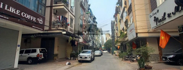 Bán nhà tại Phú Diễn, Hà Nội bán ngay với giá khởi điểm từ 9.6 tỷ diện tích khoảng 42m2 trong nhà nhìn chung gồm có 6 phòng ngủ-03