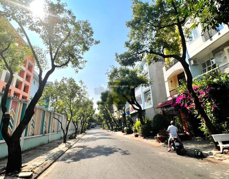 Cho thuê nhà ở diện tích tiêu chuẩn 72m2 giá thuê rẻ bất ngờ chỉ 22 triệu/tháng vị trí thuận tiện Tân Phong, Quận 7-01