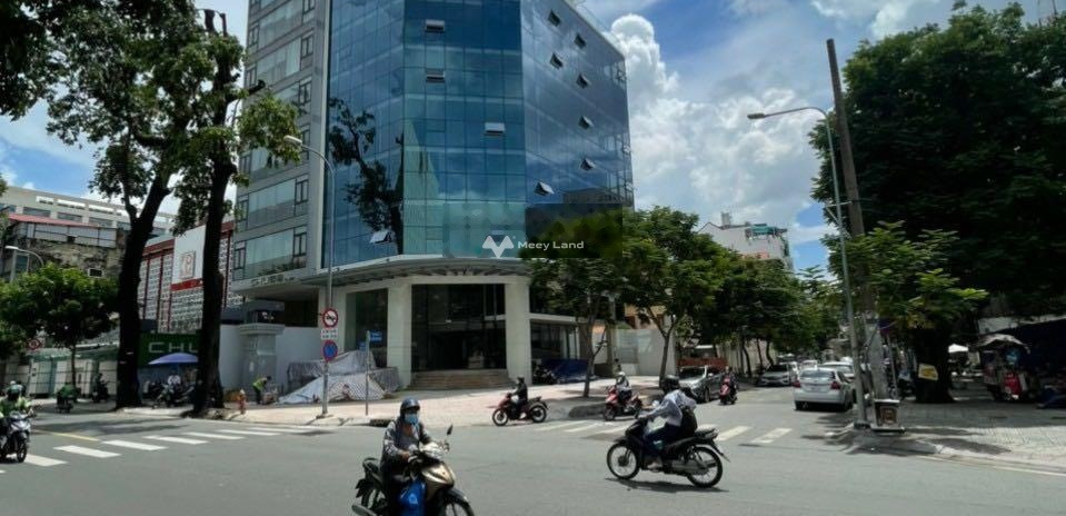 Bán nhà ở có diện tích 1100m2 bán ngay với giá gốc 110 tỷ nằm ở Nguyễn Văn Luông, Phường 6