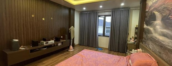Cho thuê nhà với dt thực 48 m2 vị trí thuận lợi tọa lạc ngay trên Lê Hồng Phong, Hải Phòng thuê ngay với giá siêu rẻ 30 triệu/tháng, trong nhà tổng qu...-03