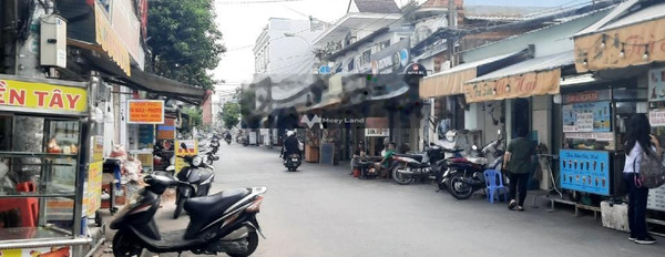 DT 180m2 bán nhà ở vị trí thuận lợi tọa lạc ngay trên Bình Thuận, Quận 7 trong căn này gồm có 5 phòng ngủ 5 WC vị trí thuận lợi-03