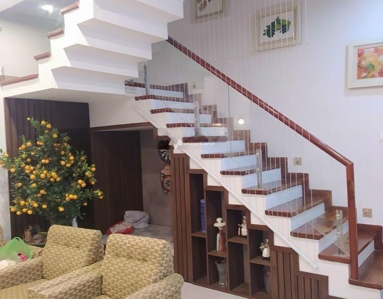 Bán nhà diện tích gồm 60m2 vị trí mặt tiền gần Thanh Xuân, Hà Nội giá bán chính chủ 8.1 tỷ tổng quan trong ngôi nhà có 4 phòng ngủ-01