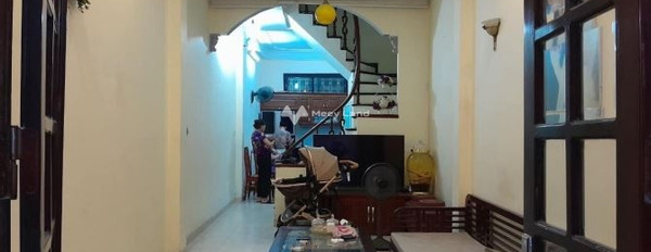 Nhà gồm 4 PN, cho thuê nhà, giá thuê mềm từ 17 triệu/tháng diện tích thực đúng với trên ảnh 55m2 vị trí nằm ngay ở Hoàng Mai, Hà Nội-02