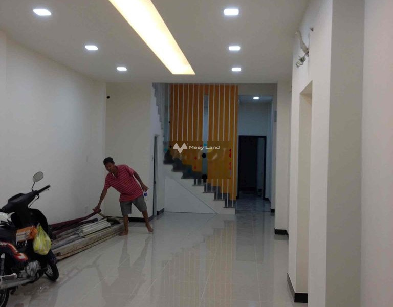Tại Văn Cao, Phú Thọ Hòa, cho thuê nhà, thuê ngay với giá hấp dẫn chỉ 22 triệu/tháng diện tích chung quy 88m2, căn nhà có 3 PN giá hợp lý-01
