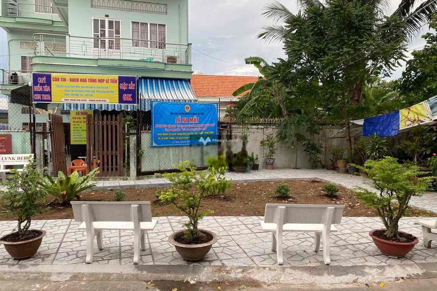 Cho thuê nhà diện tích gồm 160m2 vị trí đẹp tọa lạc ngay An Phú, Ninh Kiều giá thuê công khai 13 triệu/tháng, trong nhà này thì gồm 2 PN, 2 WC-01