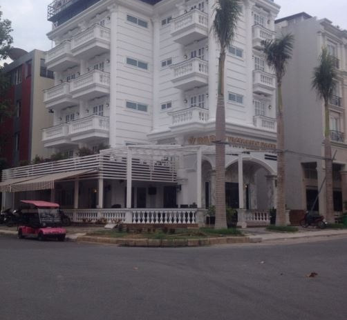 Giá thuê cực sốc từ 50 triệu/tháng cho thuê Khách sạn có diện tích chuẩn 111 m2 vị trí mặt tiền tọa lạc ở Phường Tân Phong, Hồ Chí Minh giá rẻ bất ngờ
