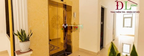 42 tỷ, bán liền kề diện tích là 369m2 tọa lạc ngay tại Đống Đa, Phường 3, tổng quan ngôi nhà này gồm 22 phòng ngủ, 22 WC hẻm rộng-02