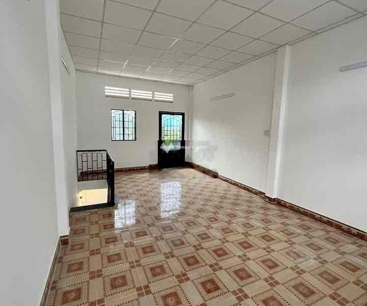 Nhà này có 3 PN, bán nhà ở có diện tích chung là 56m2 giá bán bất ngờ từ 3.7 tỷ tọa lạc tại Bình Tân, Hồ Chí Minh-01