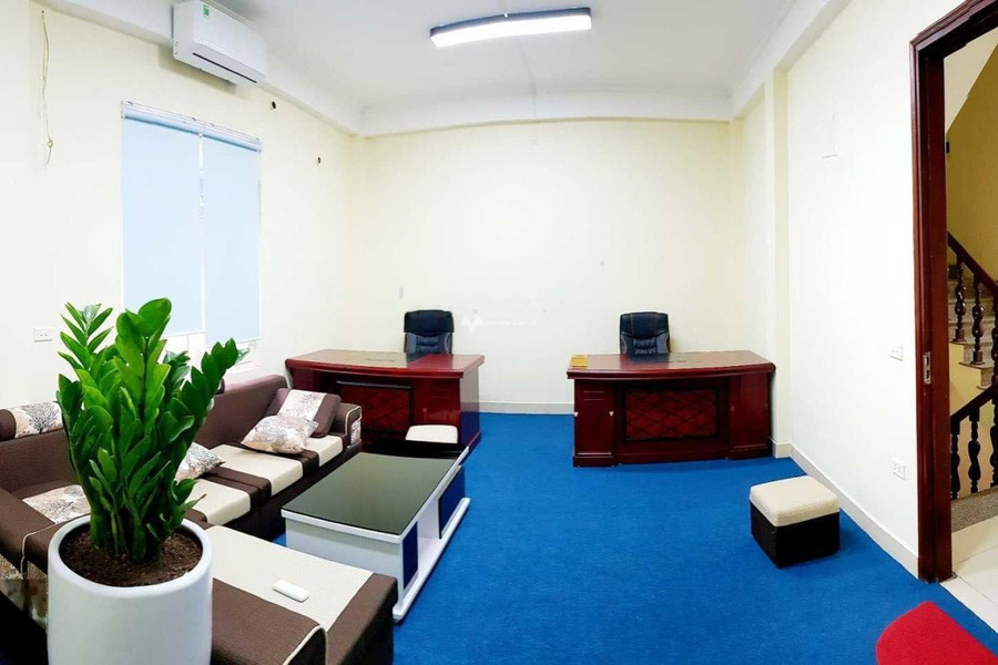 Vị trí đẹp nằm ngay Nguyễn Ngọc Vũ, Hà Nội cho thuê sàn văn phòng giá thuê đàm phán 6 triệu/tháng diện tích mặt tiền 35m2-01
