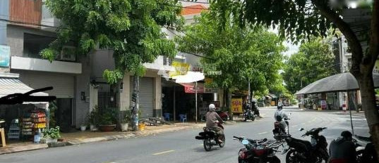Cho thuê nhà có diện tích 96m2 vị trí hấp dẫn Nguyễn Phúc Chu, Hồ Chí Minh giá thuê êm 16 triệu/tháng-03
