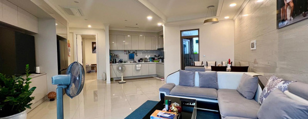 Cho thuê căn hộ nằm tại Tây Hồ, Xuân La giá thuê khuyến mãi 50 triệu/tháng, trong căn hộ bao gồm 3 PN, 2 WC giá hợp lý-03