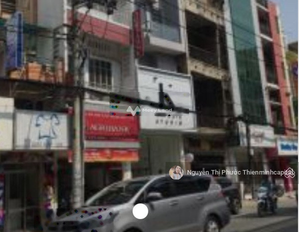 Bán gấp nhà mặt tiền đường Nguyễn Hữu Cầu, Quận 1