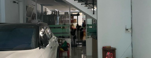 Bán nhà mặt tiền Cao Văn Ngọc - Tân Phú, ôtô đậu trong nhà,giá 17tỷ TL -03